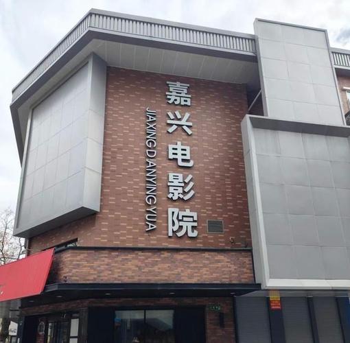 女性深夜必看！酥酥影院高能甜宠剧推荐，解锁沉浸式追剧新体验