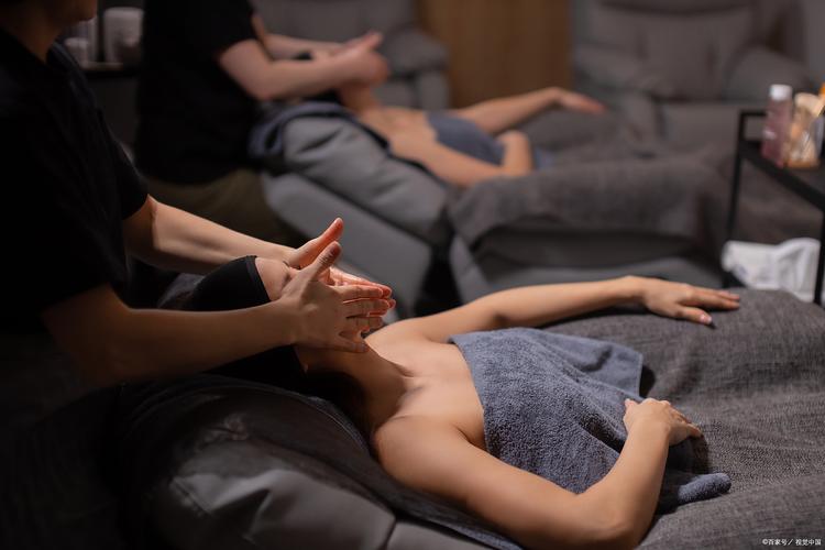 舒缓疲劳的深层肉体按摩放松法,缓解肌肉酸痛与压力