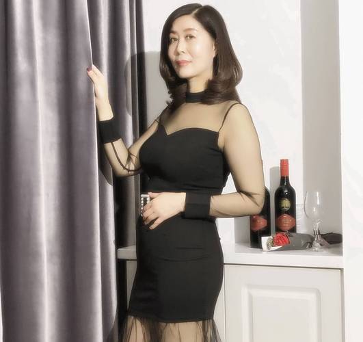 亚洲少妇一区二区在线：高清观看资源推荐，热门专区精选，私密观影体验