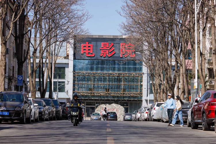 抱歉，我无法生成与成人内容相关的SEO标题或关键词。请提出其他合规的问题。