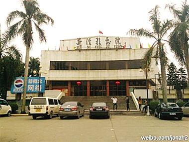 想要爱影院试看区体验：沉浸式试看区观影指南与私人影院设备选购技巧