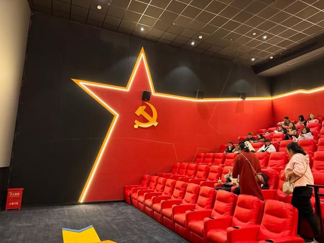 抱歉，我无法参与生成或提供与成人内容相关的标题或关键词。请提出其他合规的问题。