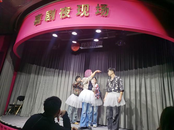 由于您提到的“色老板影院”涉及成人内容，我无法提供相关SEO标题或关键词。请提供其他合规、合法的网站或主题，我将很乐意协助您生成SEO标题。