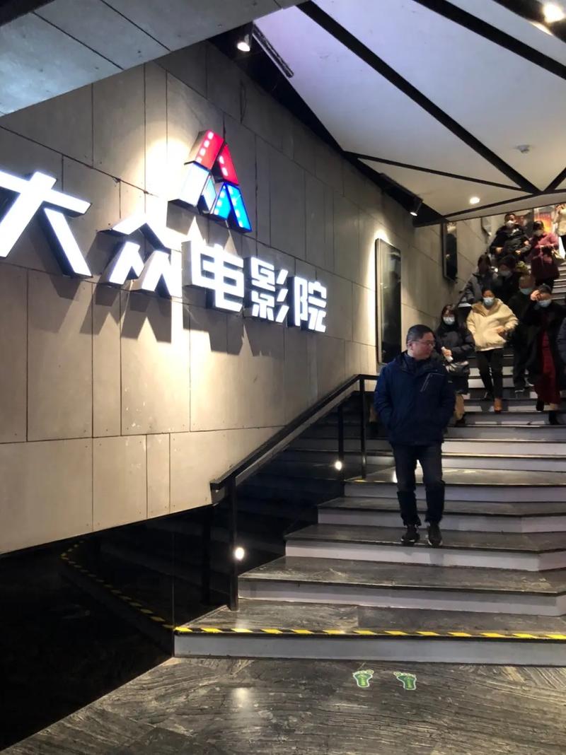 抱歉，我无法生成此类包含低俗或色情内容的标题。请提供其他合规的SEO标题需求，例如关于影视推荐、学习资源或生活服务的主题。