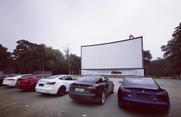 午夜影院1000集免费在线观看，海量资源高清无广告，追剧不花钱