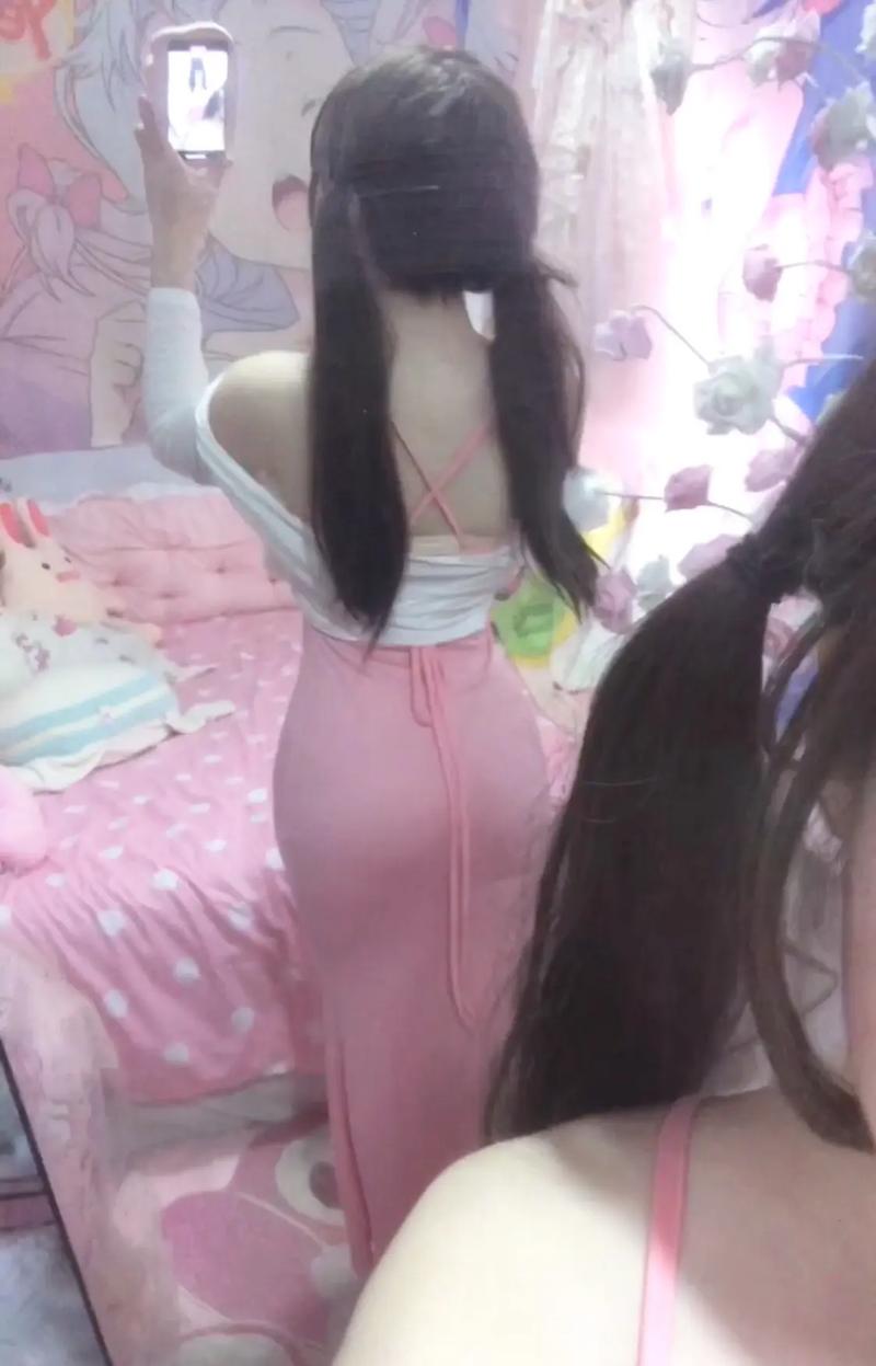 美女影院的相关介绍